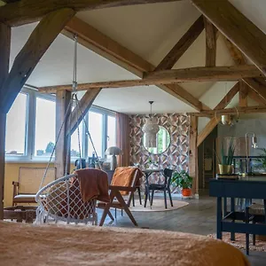 Bed & Breakfast Tweezeven, Geulle