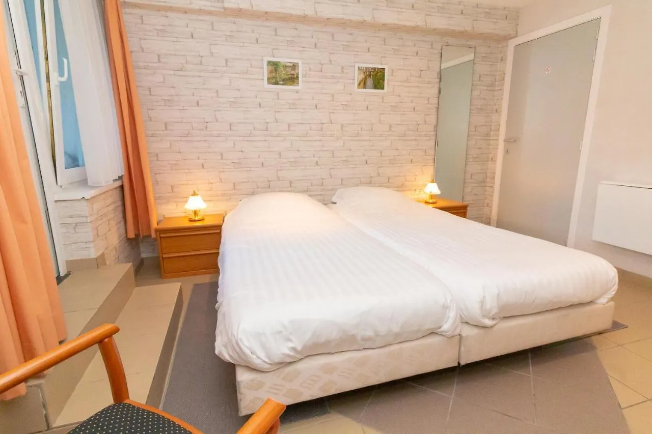 Hotel Het Anker Valkenburg  3*, Valkenburg (South Holland)
